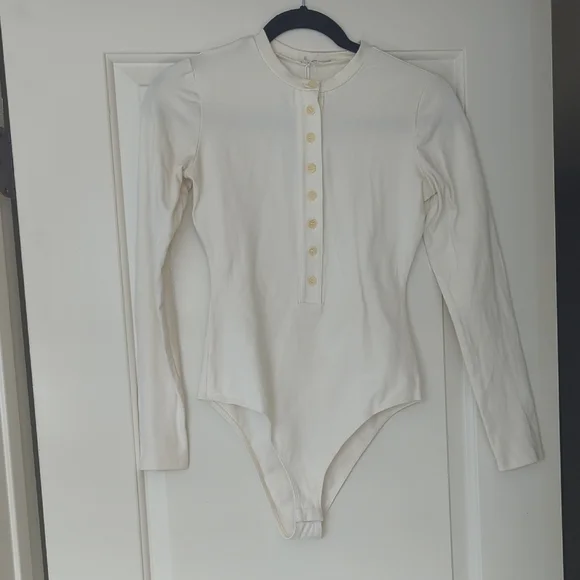 Reformation Cream Long Sleeve Bodysuit - Picture 4 of 8
